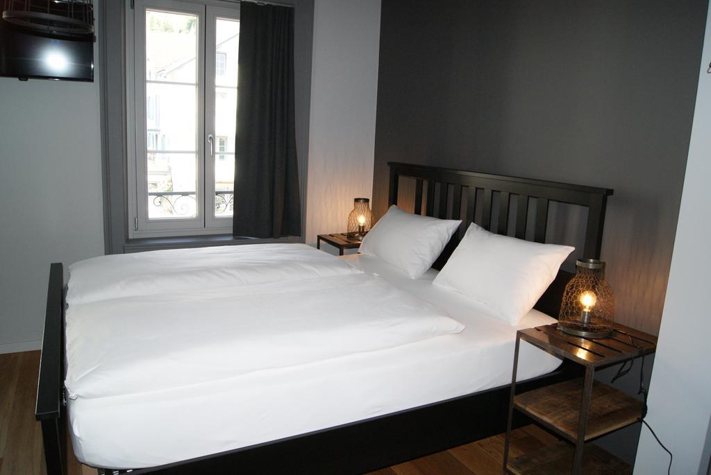Bed & Bar No.8 - Adults Only Hotel Interlaken Bagian luar foto